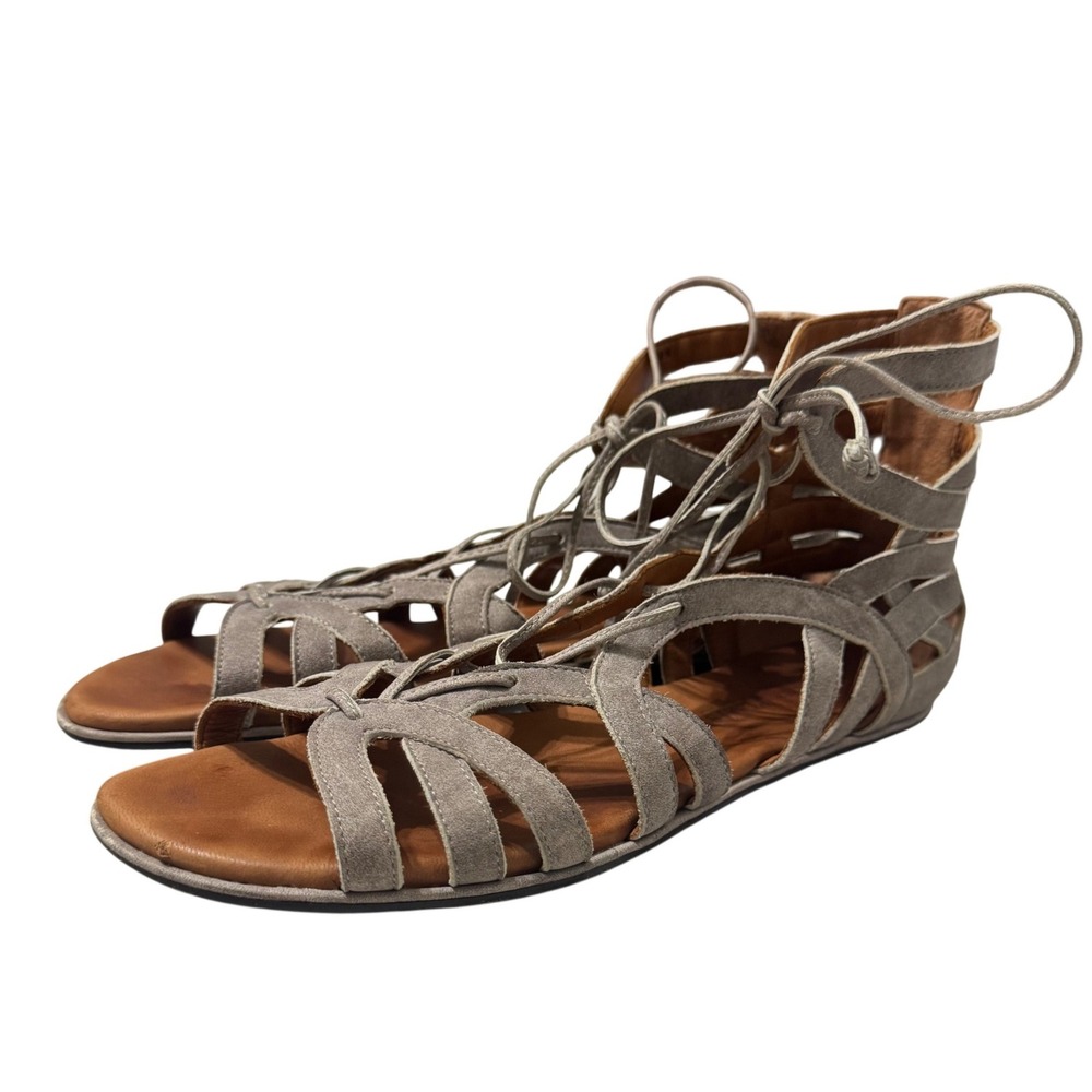 Gentle Souls Break My Heart Gladiator Sandals Womens 10 Taupe Good Lace Up Suede